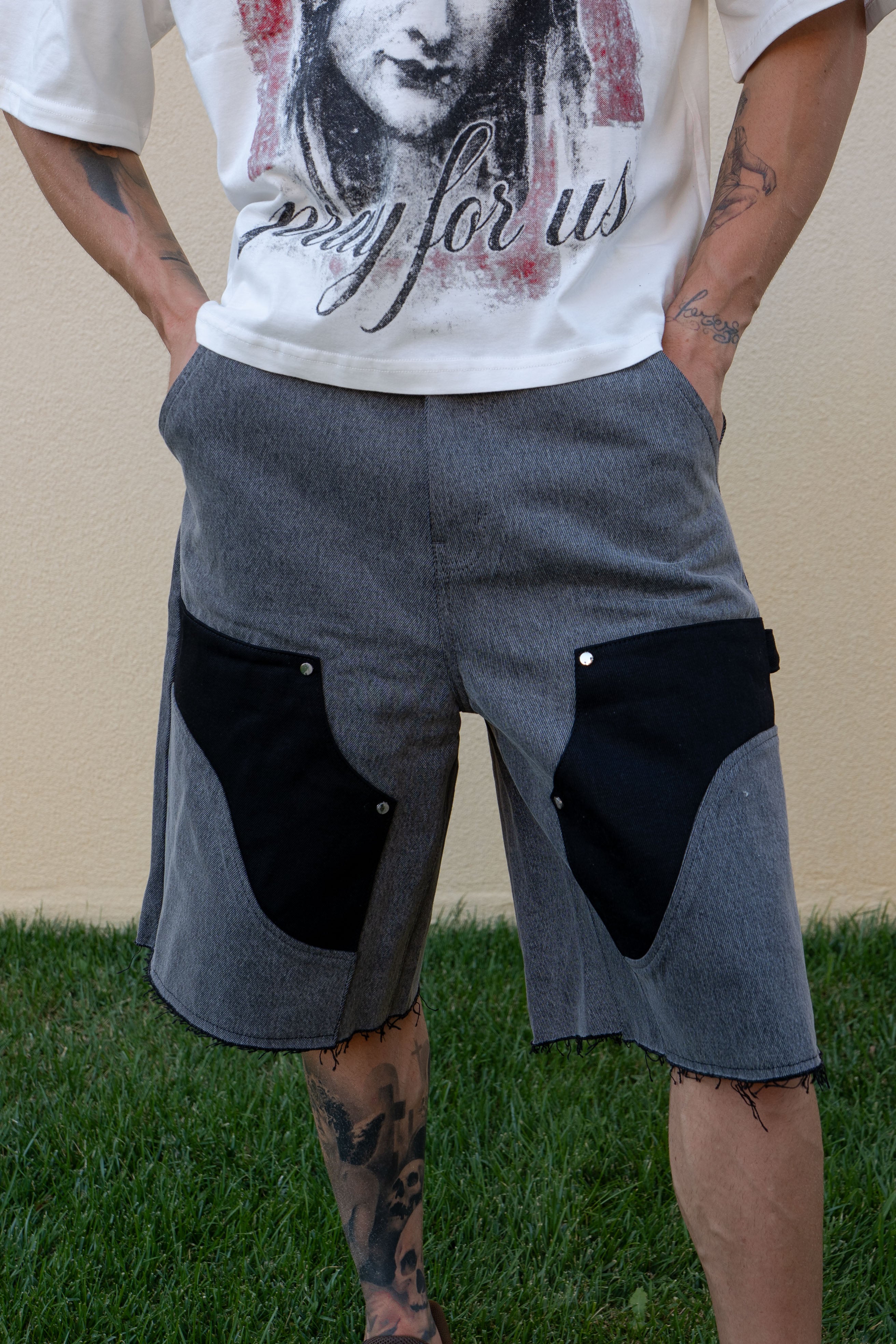 Flare carpenter jorts