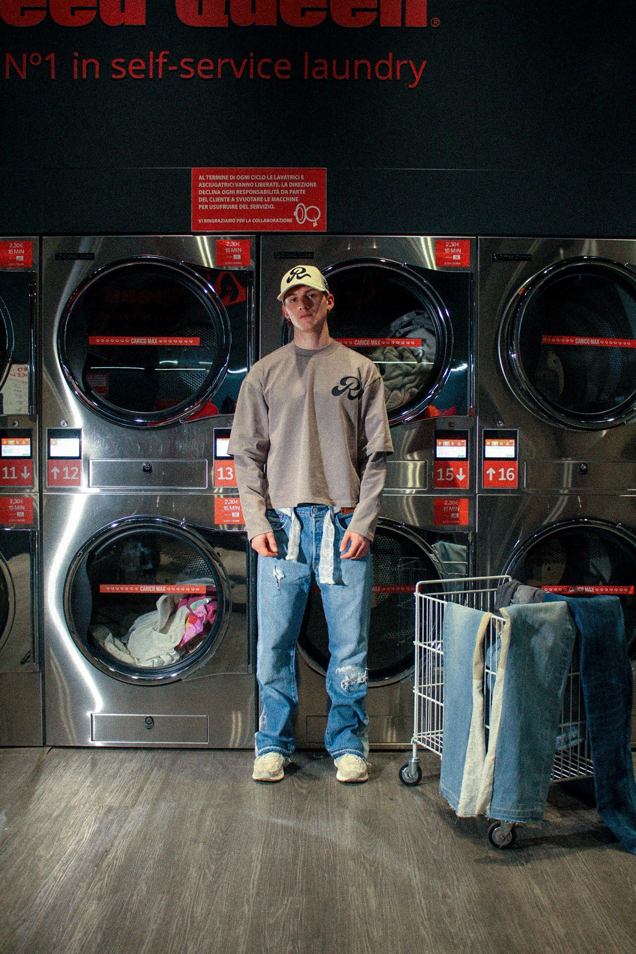 Resilience flare pizzo bianco